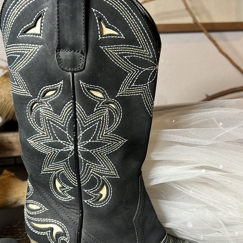 NWOT Roper rubber heeled cowboy boot - Picture 9 of 12
